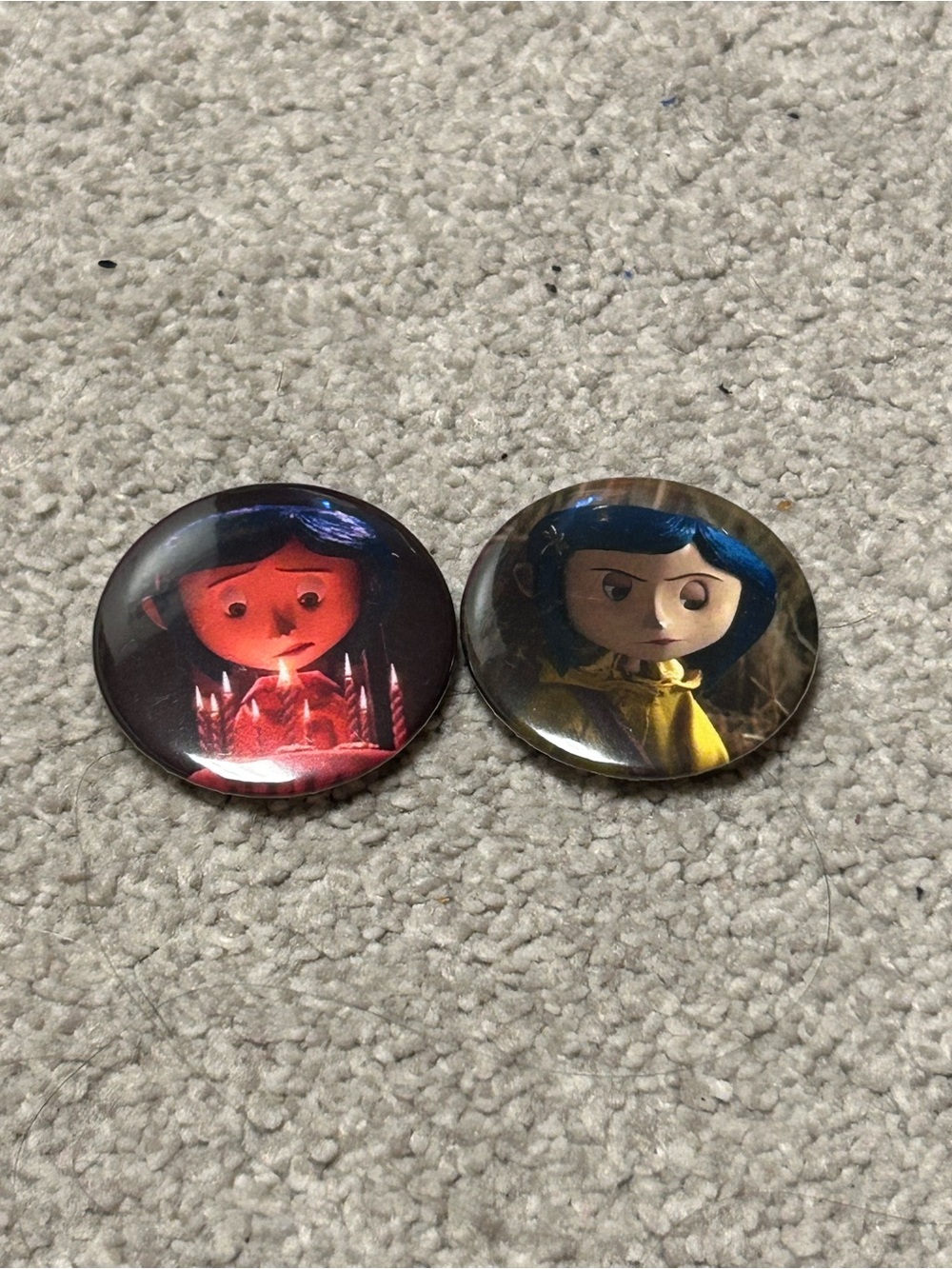 Coraline Character Button Pin Set - Blue Hair / Yellow & Red Outfits